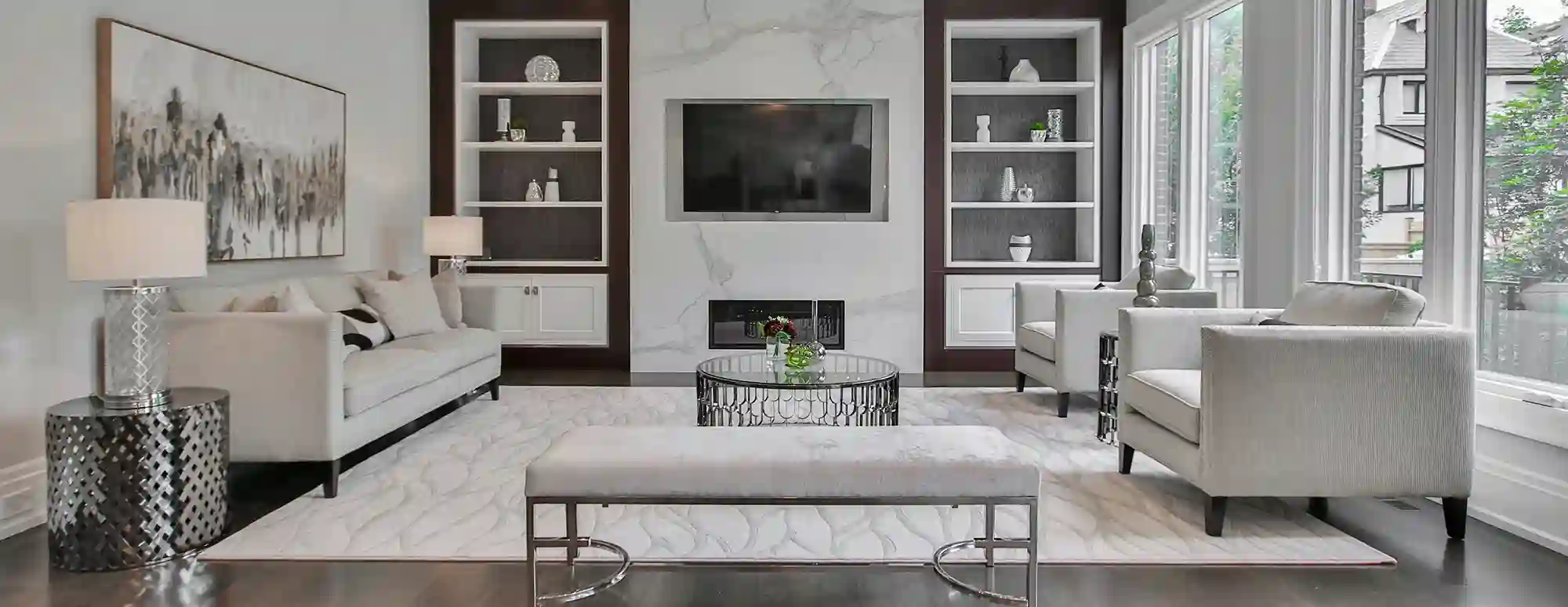 LuxeDecor 