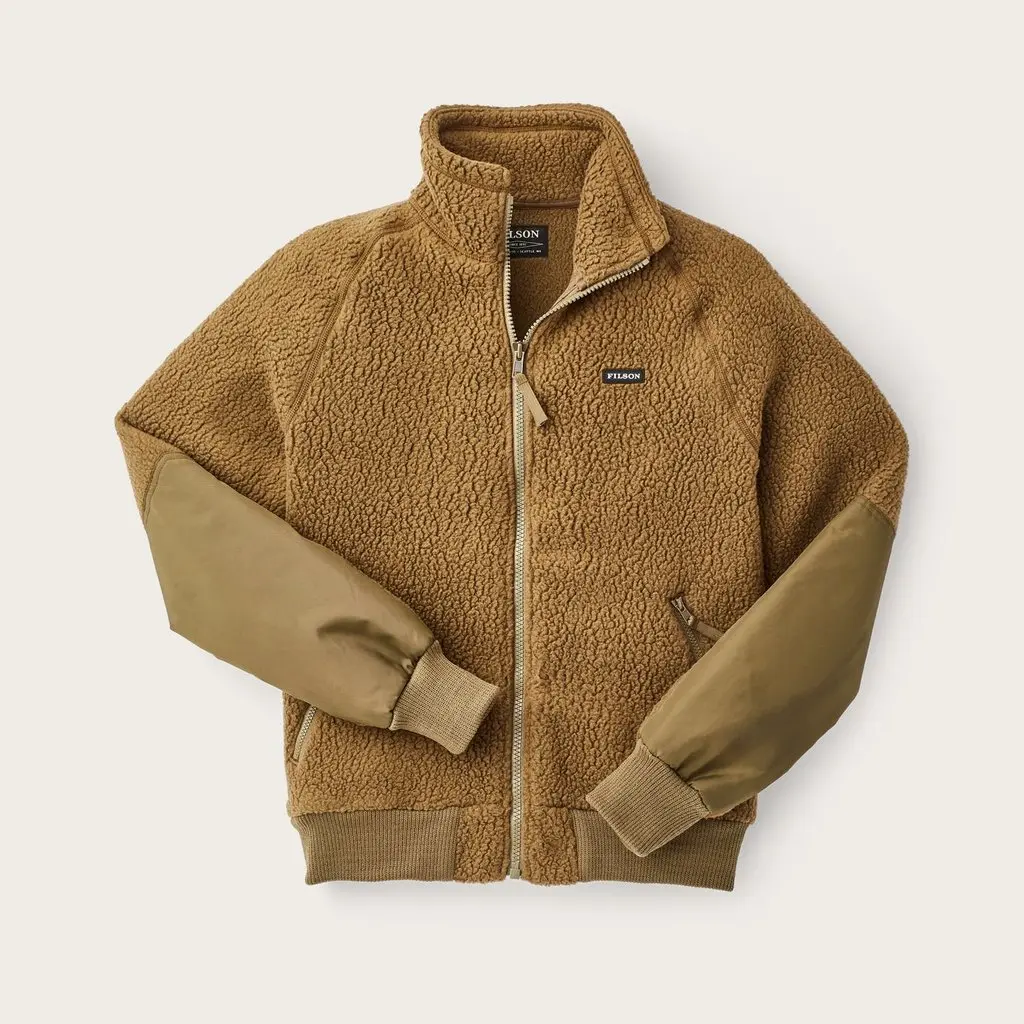 https://activejunky-cdn.s3.amazonaws.com/aj-content/filson-filson-sherpa-fleece-jacket.jpg