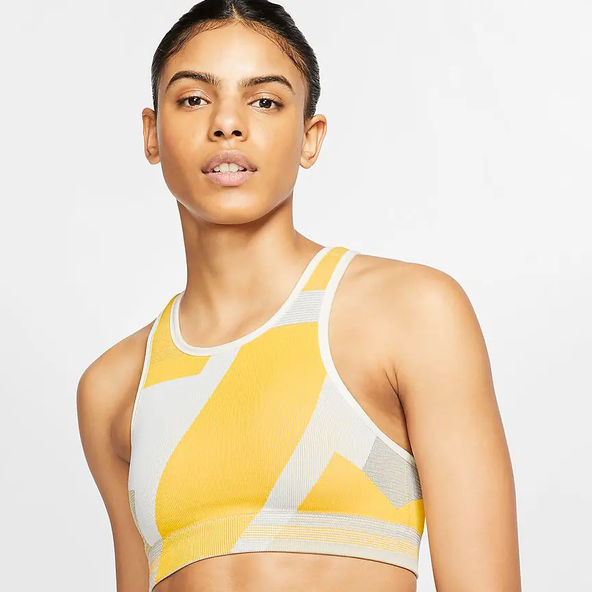 https://activejunky-cdn.s3.amazonaws.com/aj-content/icon-clash-womens-seamless-light-support-sports-bra-4.jpg