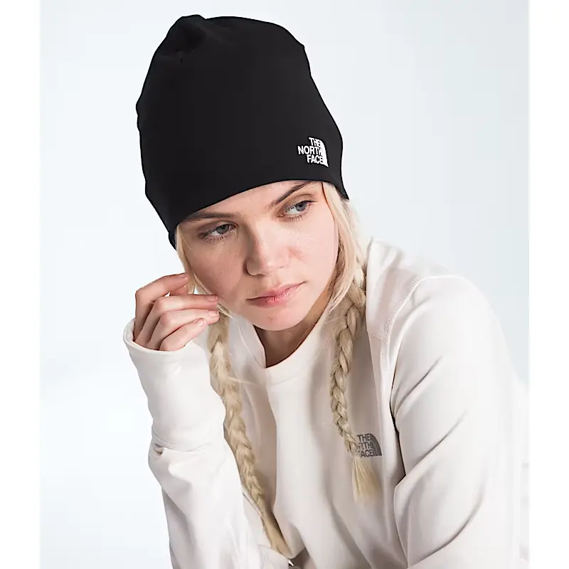 https://activejunky-cdn.s3.amazonaws.com/aj-content/tnf-base-beanie-2.png