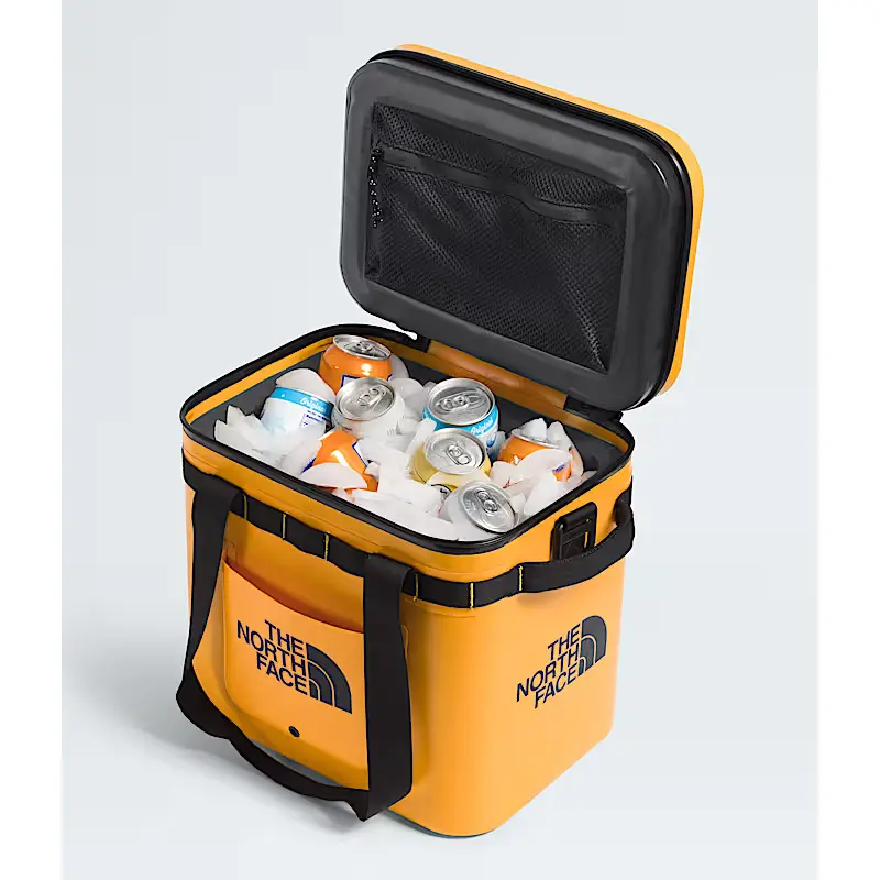 https://activejunky-cdn.s3.amazonaws.com/aj-content/tnf-cooler-2.png