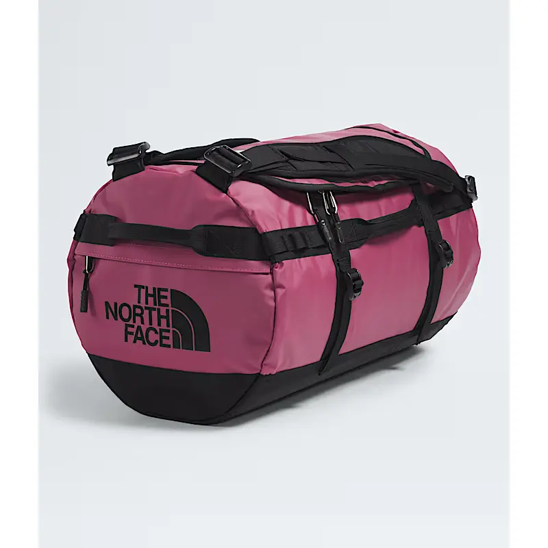https://activejunky-cdn.s3.amazonaws.com/aj-content/tnf-duffel-s-5.png