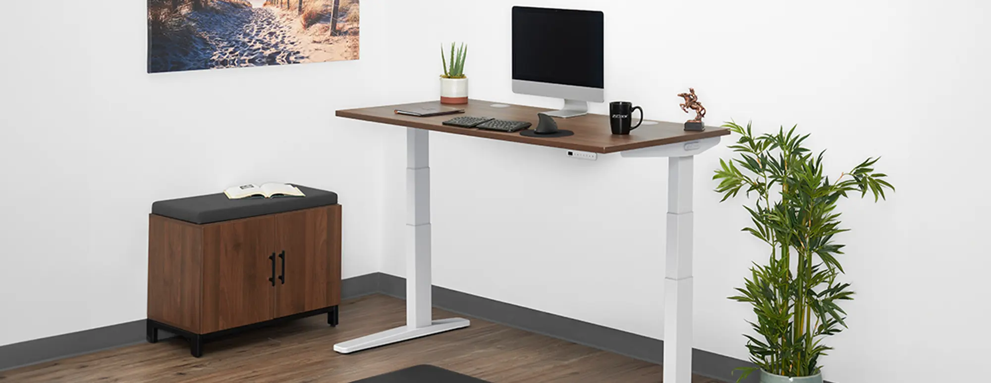 UPLIFT Desk