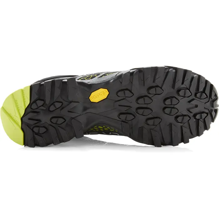 https://activejunky.s3.amazonaws.com/images/thefix/la-sportiva-synthesis-bottom.jpg