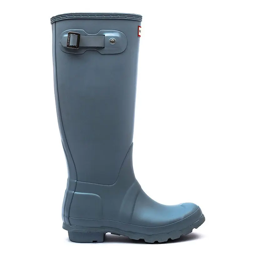 https://activejunky.s3.amazonaws.com/images/thefix_upload/AJ2/hunter-original-tall-rain-boots2.jpg