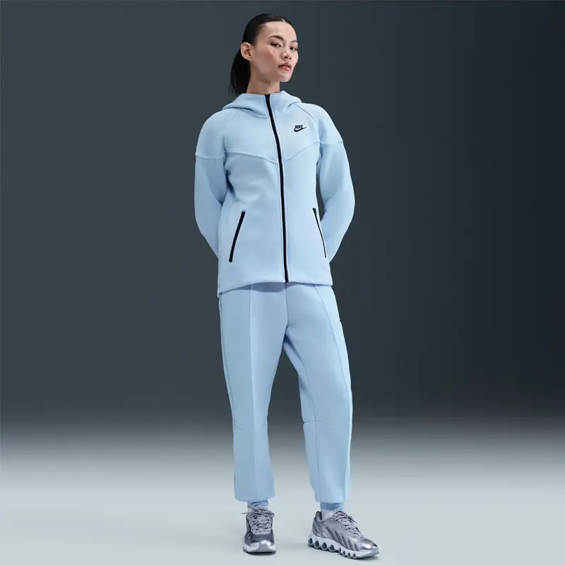 Nike Women’s Sportswear Tech Fleece Windrunner Full-Zip Hoodie